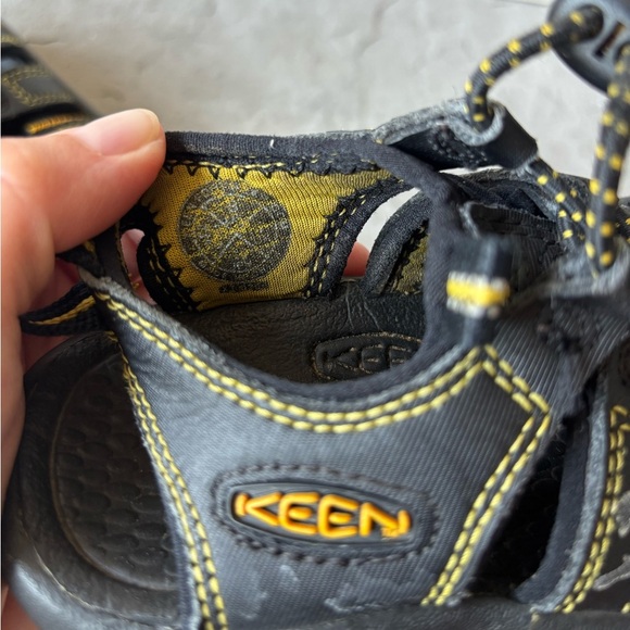 KEEN H2 Swim Sandals Toddler Size 8 black Hiking Waterproof Outdoor Camping - Picture 5 of 5